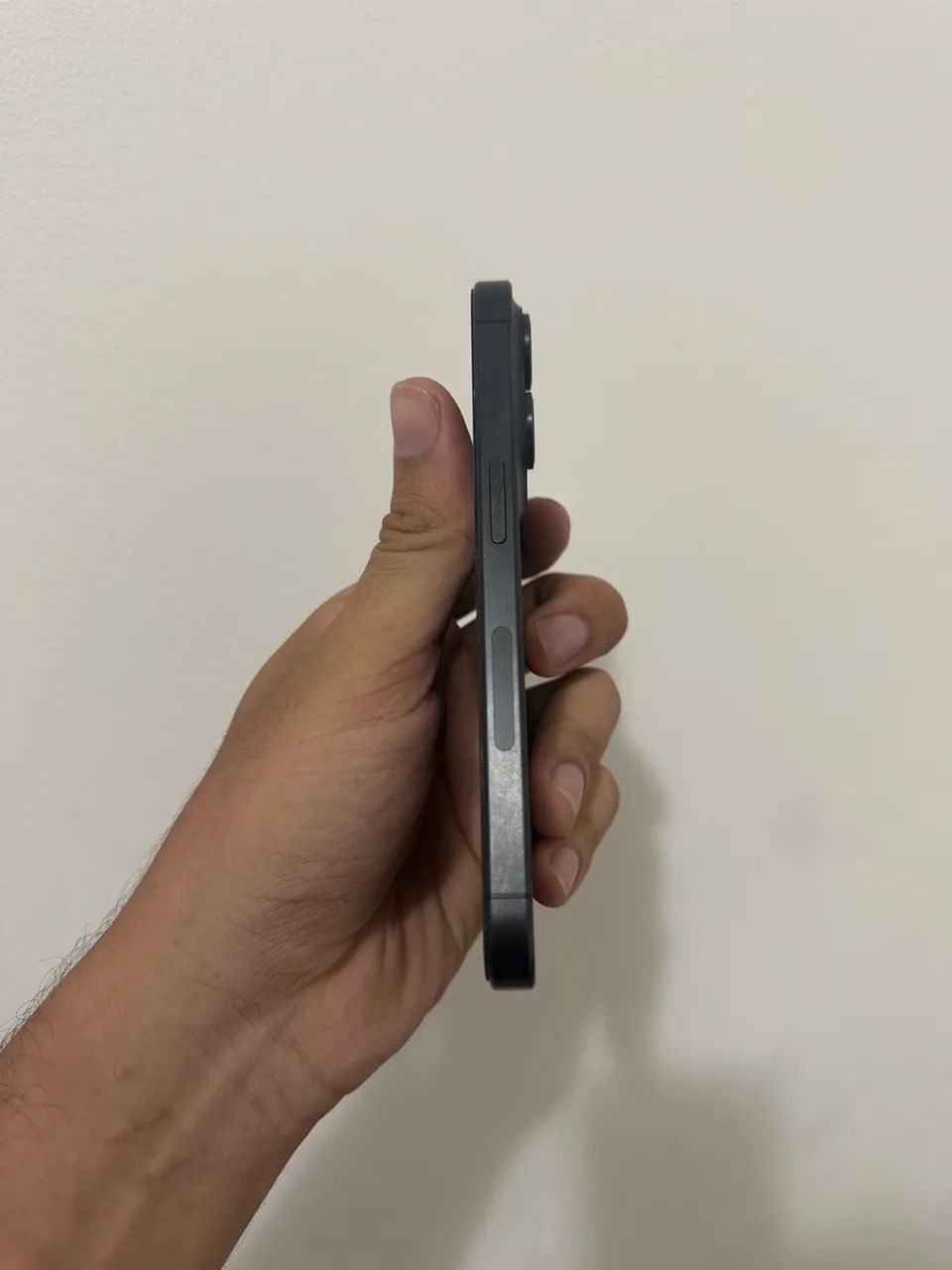 iPhone 15 Pro - Preto Titânio  - Foto 2