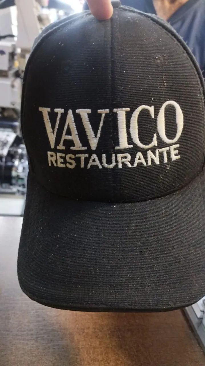 Contrata auxiliar de cozinha
