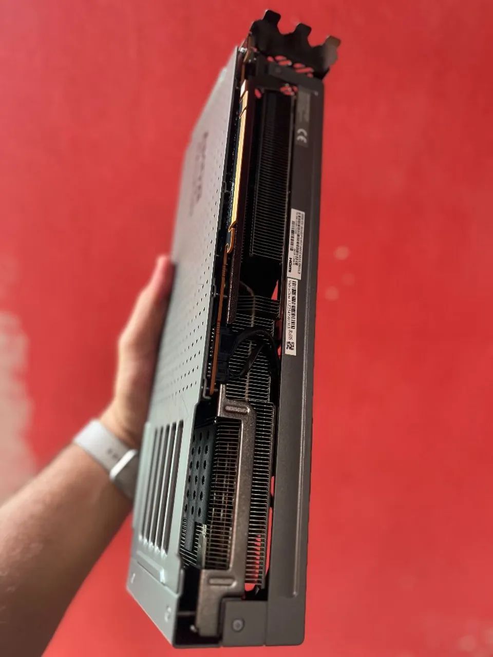 Rx 9070xt nitro + - Foto 3