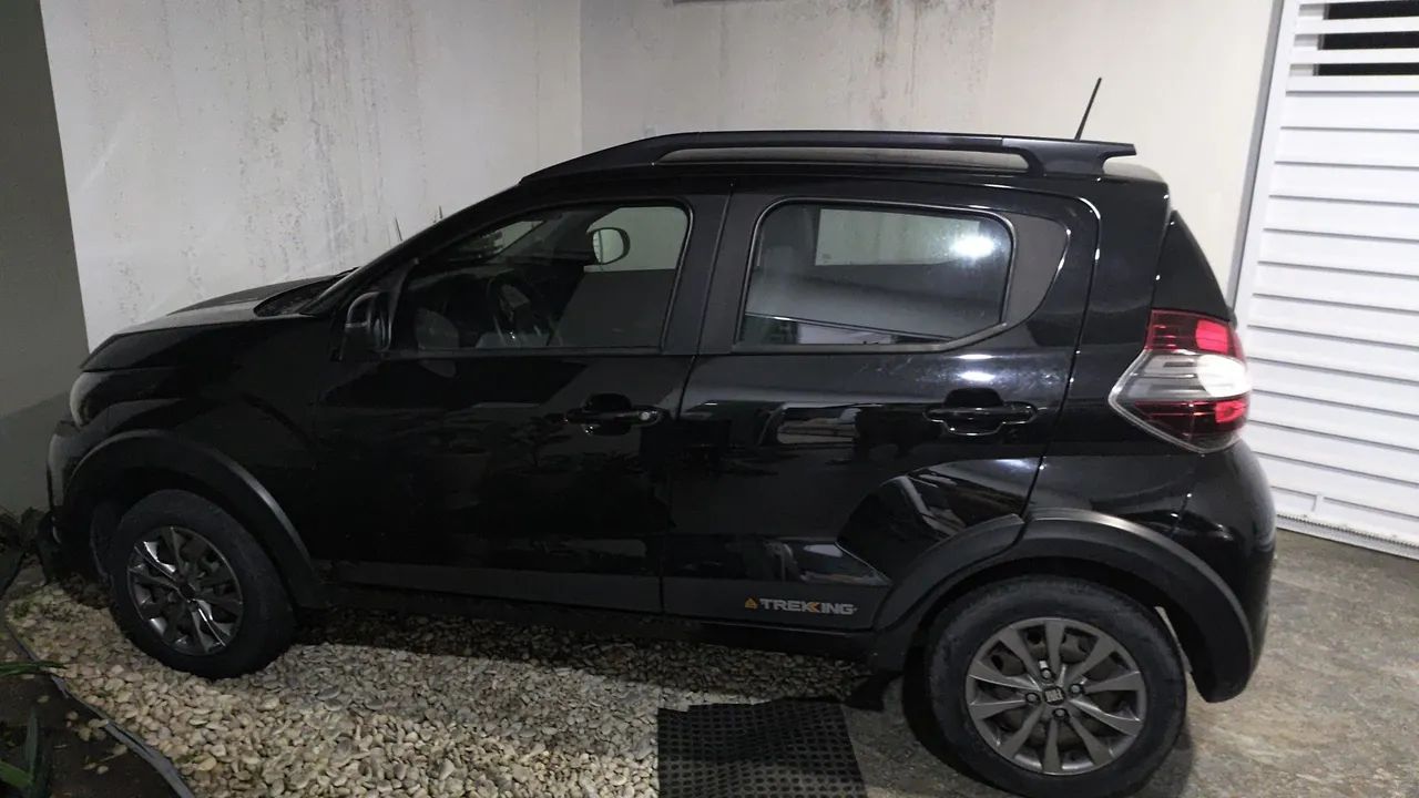 Fiat Mobi Trekking 1.0 Flex 5P 2022 - Foto 4