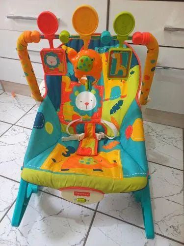 Cadeira de descanso Fischer Price vibra e Toca 