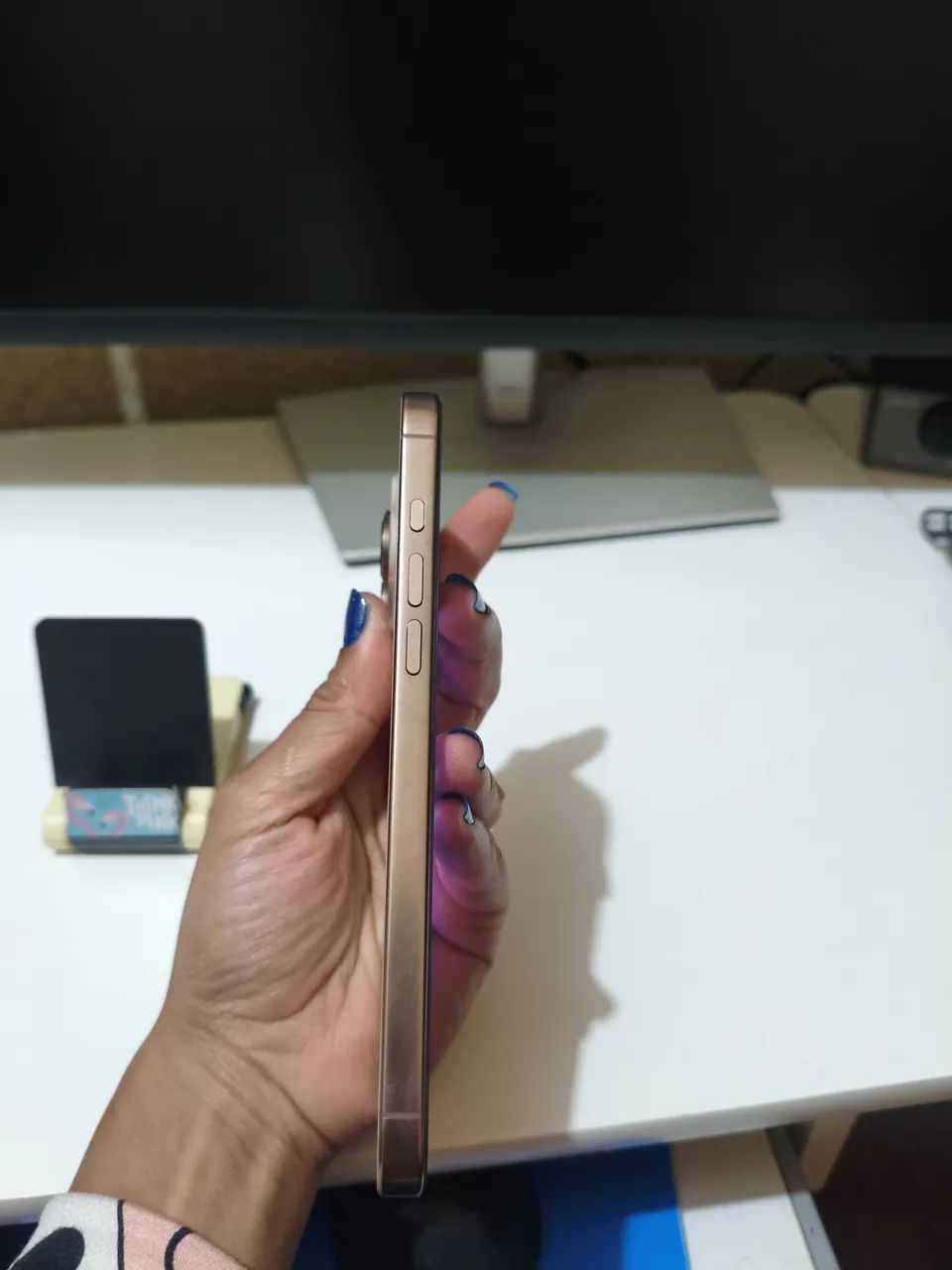 iPhone 16 Pro Max Titânio Deserto 256GB - Foto 2
