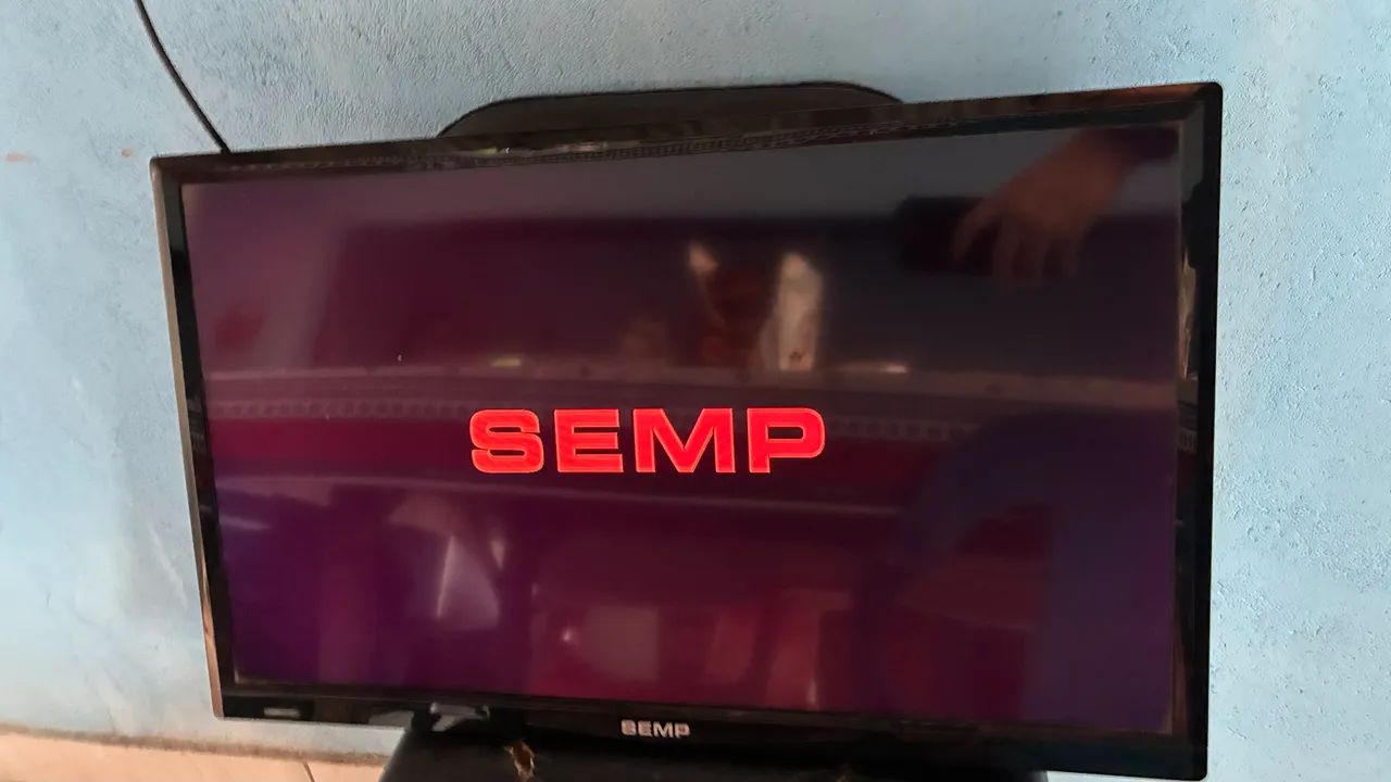 Televisão LED SEMP/TCL 24 polegadas  - Foto 4