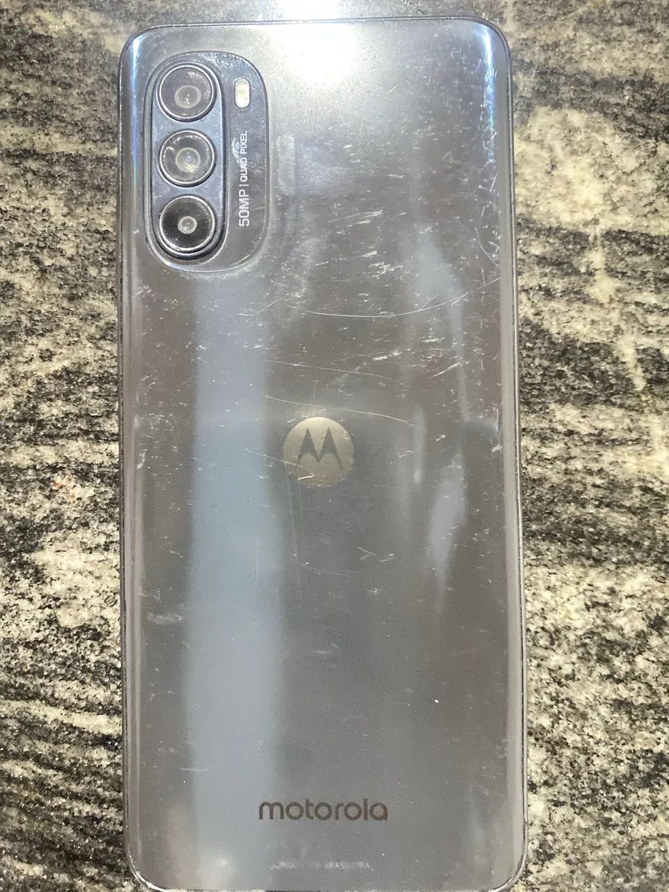 Moto e13
