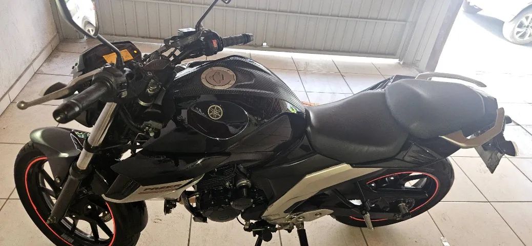 FZ 25  - Foto 2