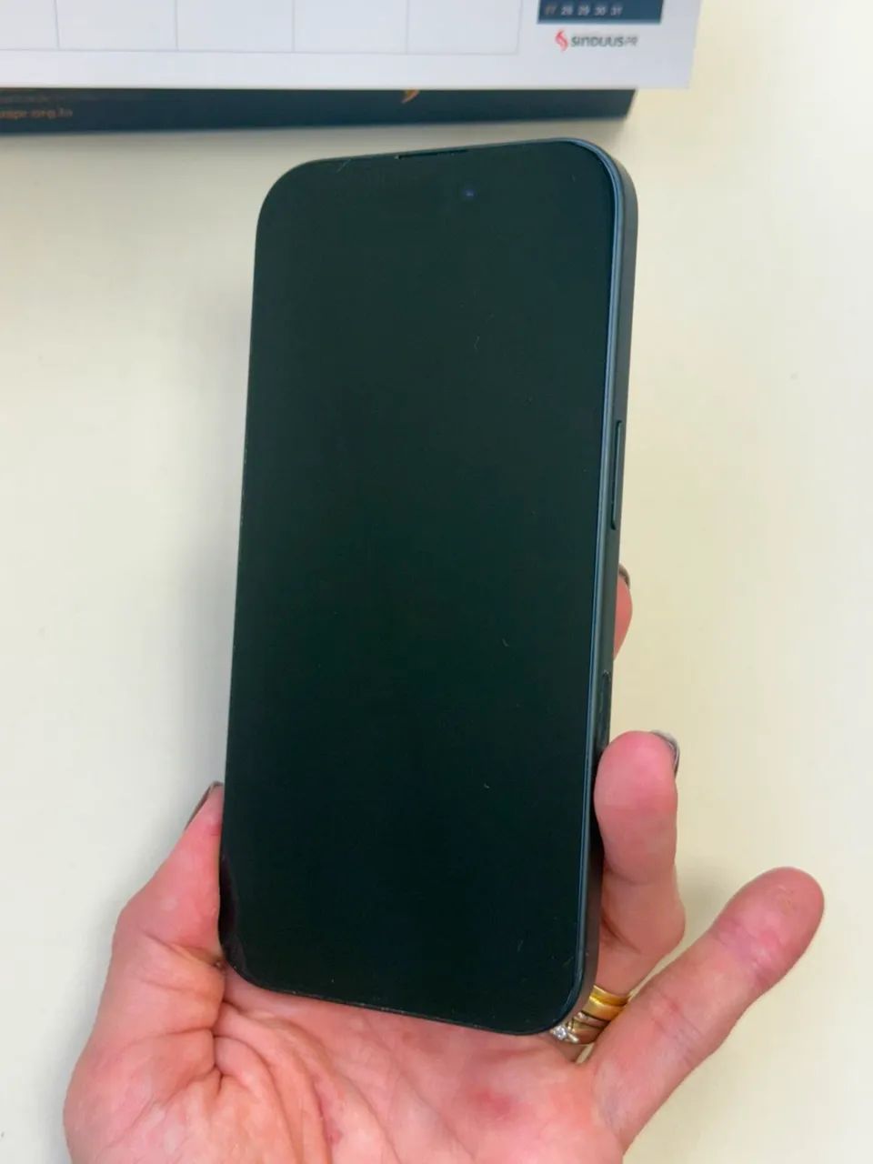 Iphone 16 256gb preto - Foto 4