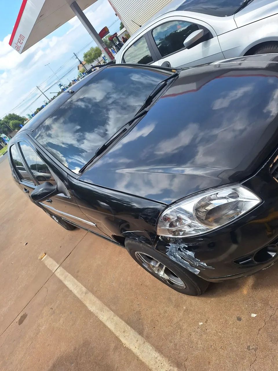 Fiat Siena EL 1.0 MPI Fire Flex 8V 4P 2010 - Foto 3
