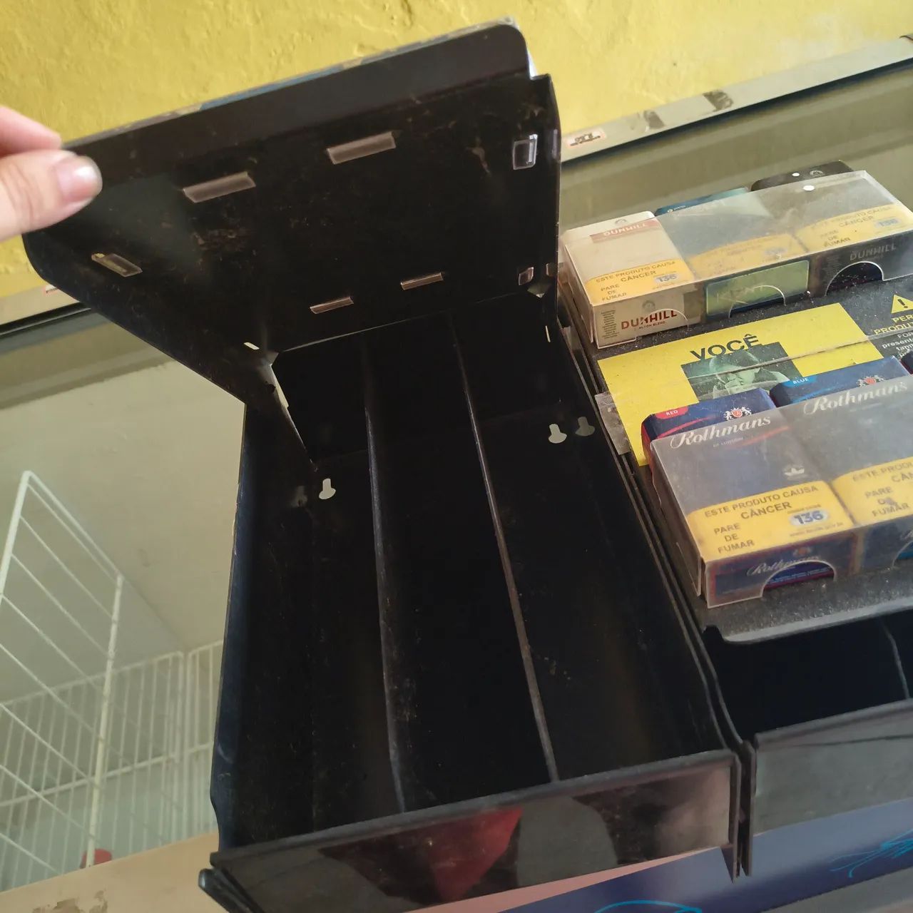 2 Expositor de cigarro em acrílico  - Foto 2