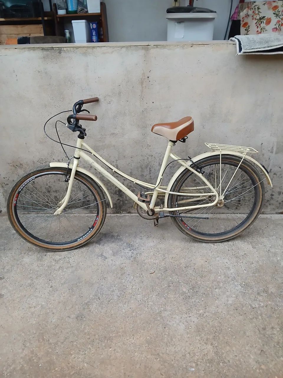 Vende - se bicicleta 