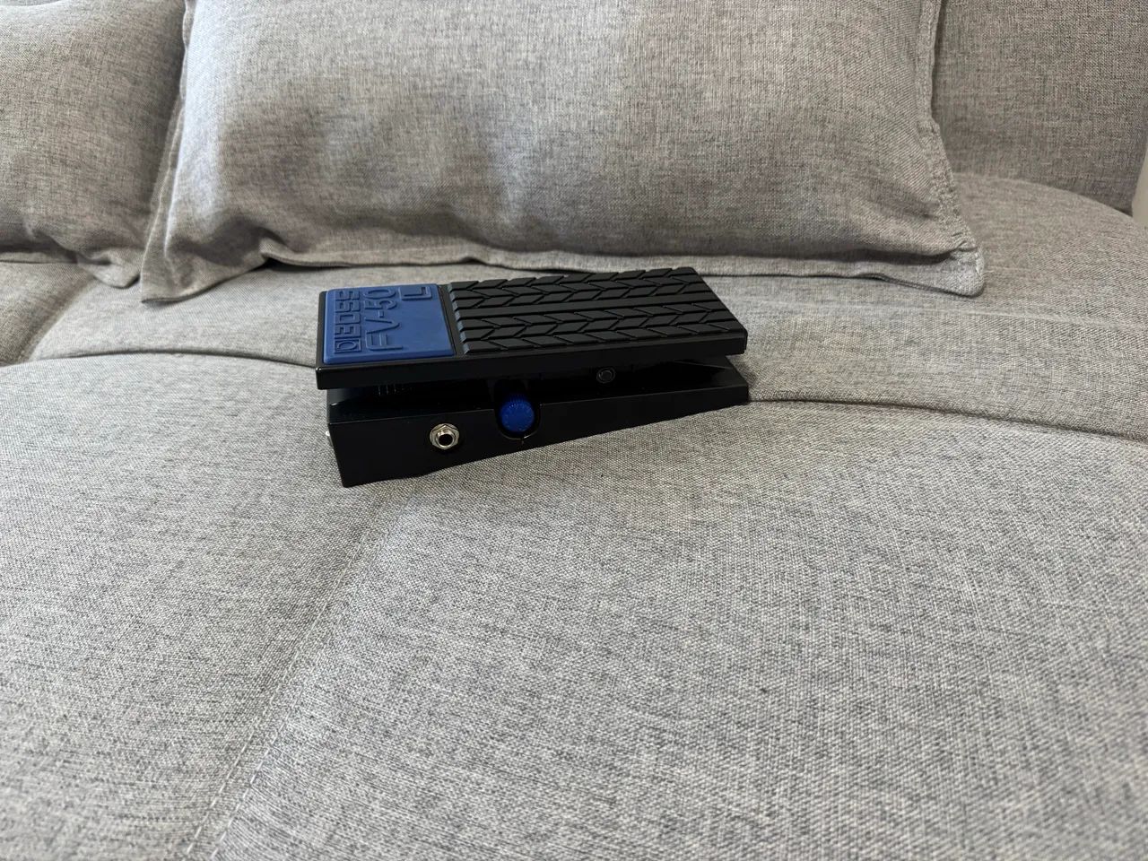 Pedal de volume Boss Fv50L  - Foto 3