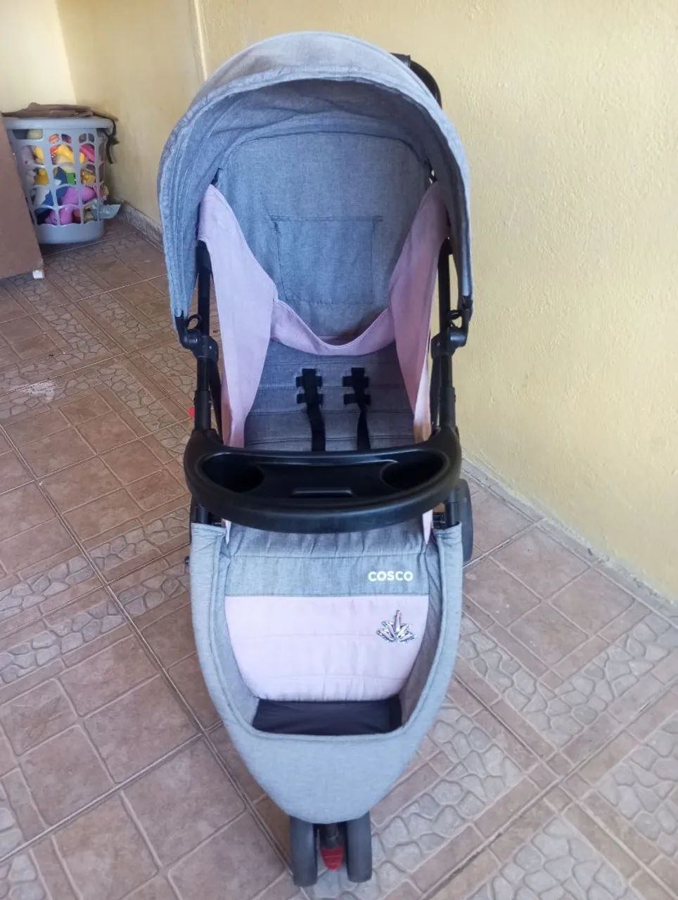 Vendo carrinho de bebê em ótimo estado 