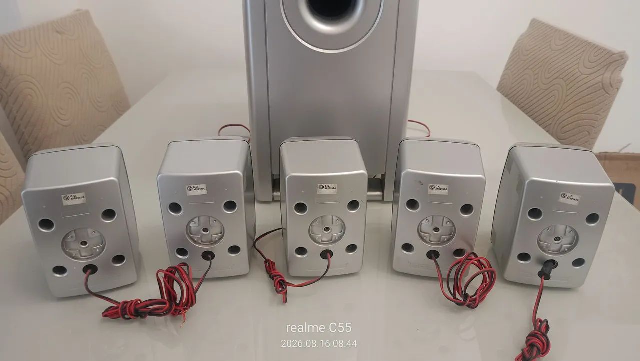 Conjunto de 5 caixas de som e 1 Subwoofer com alto-falante de 10 polegadas  - Foto 3
