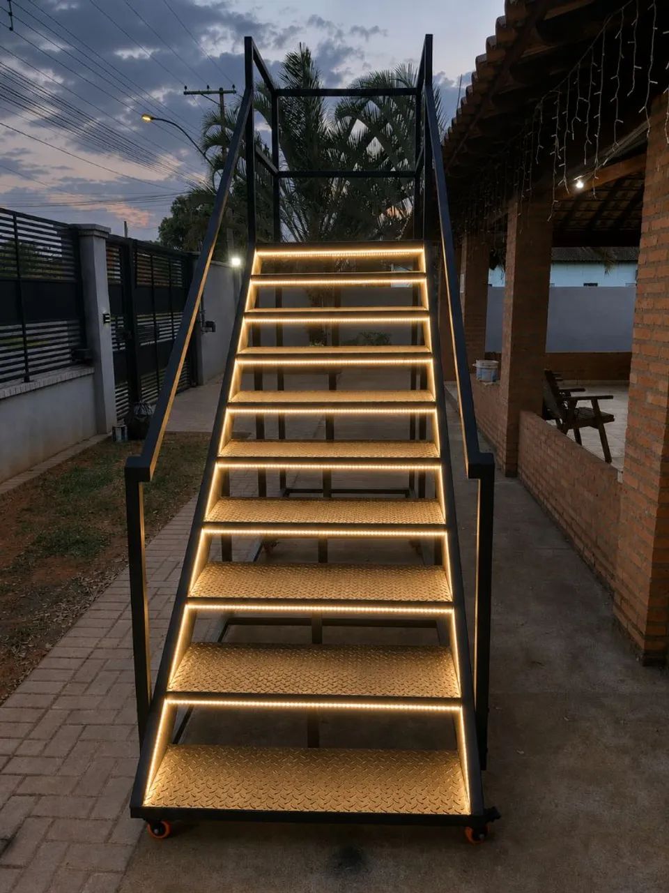 Escada Plataforma  - Foto 3
