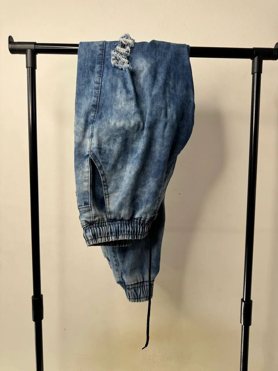 Calça jeans jogador com elástico 