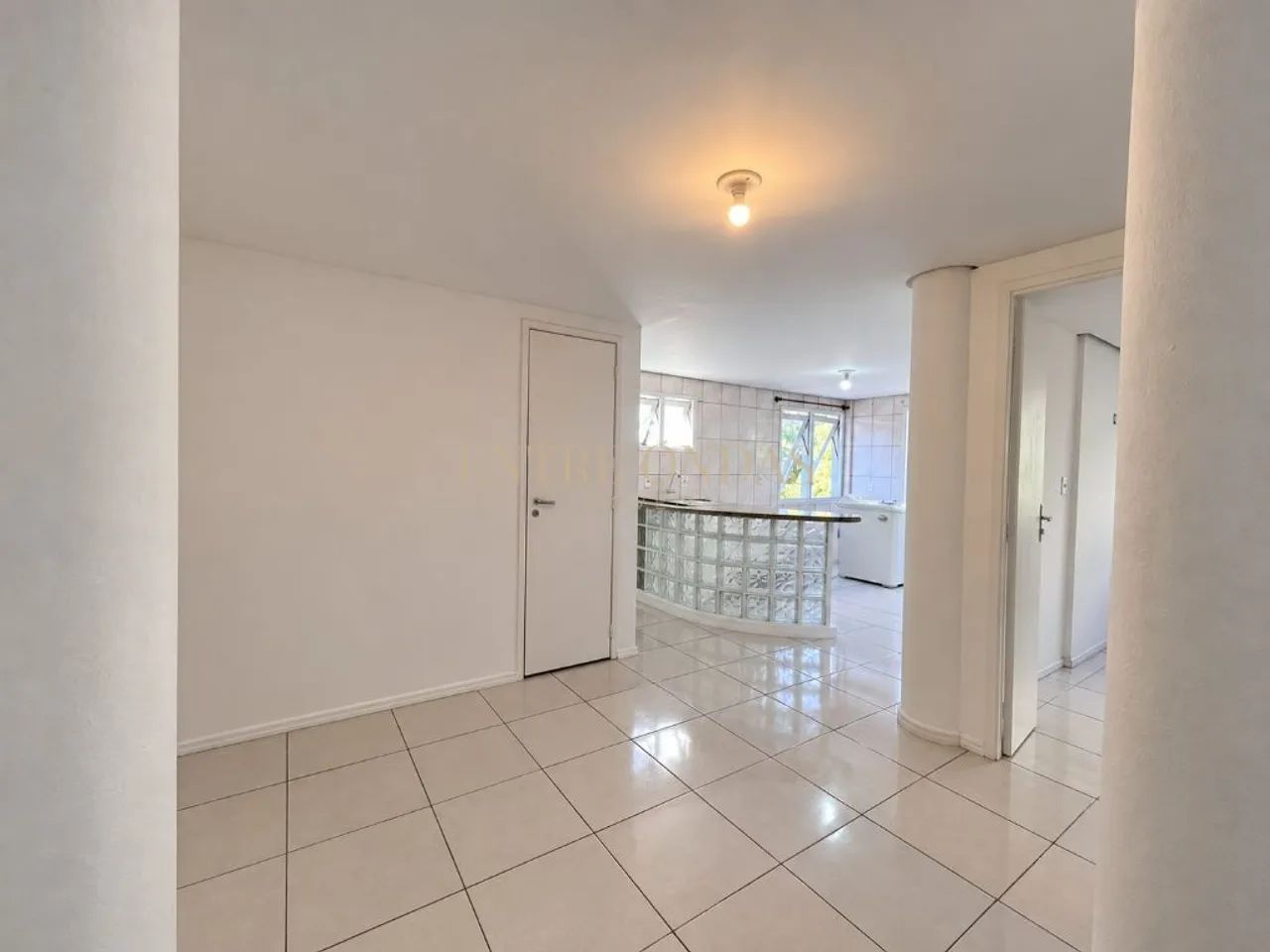 Apartamento com 1 quarto no bairro Capoeiras, Florianópolis.
