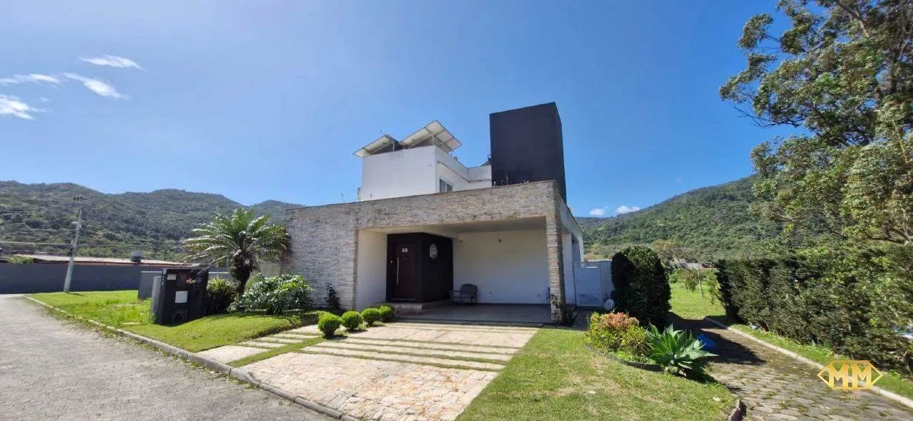 Casa de condomínio com piscina e vista para montanhas - Foto 2
