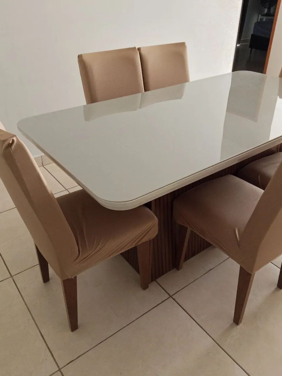 Mesa com 6 cadeiras marcar Ruffato estado de nova  - Foto 3