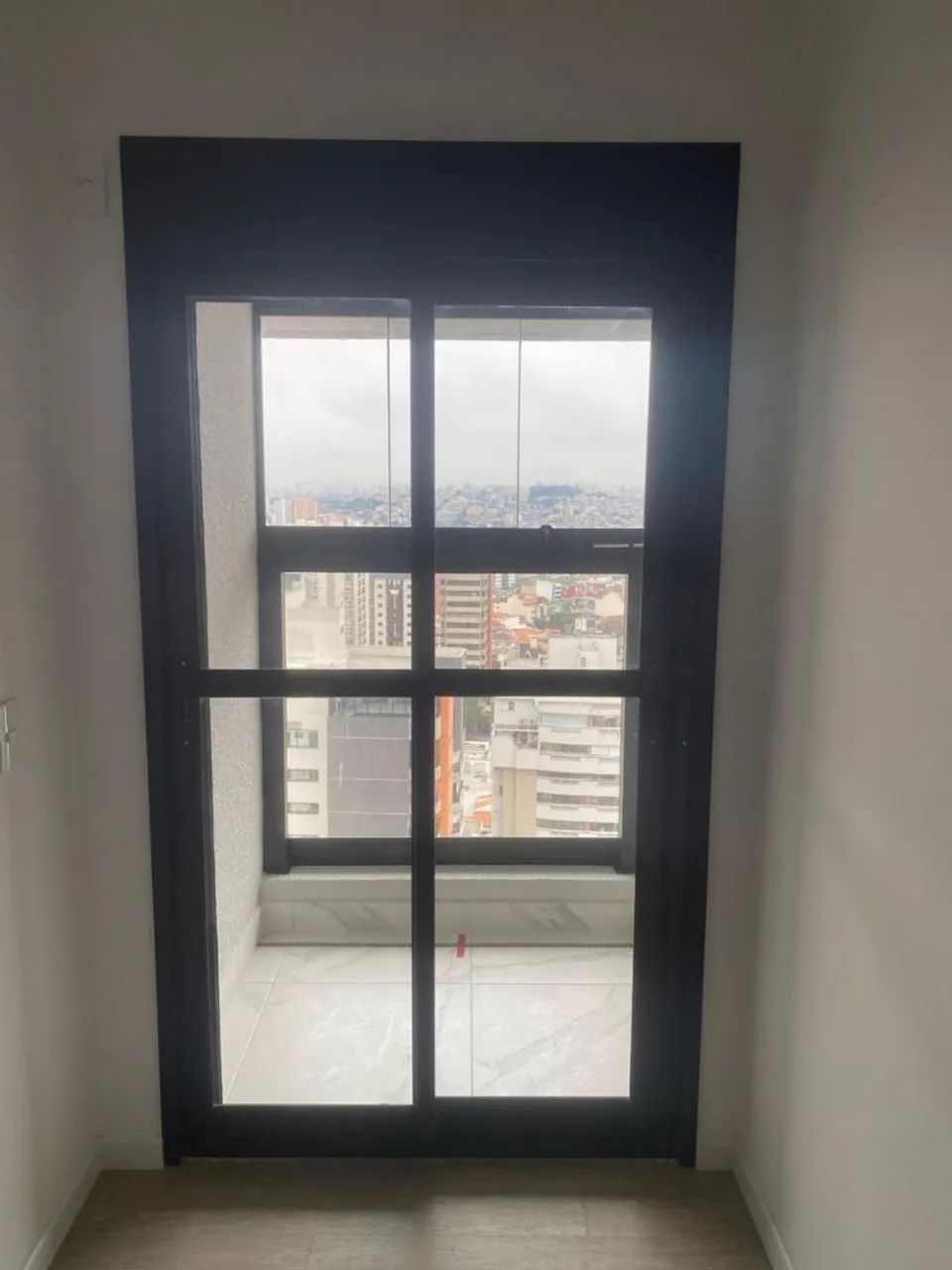 Porta Aluminio com Blackout - Foto 4