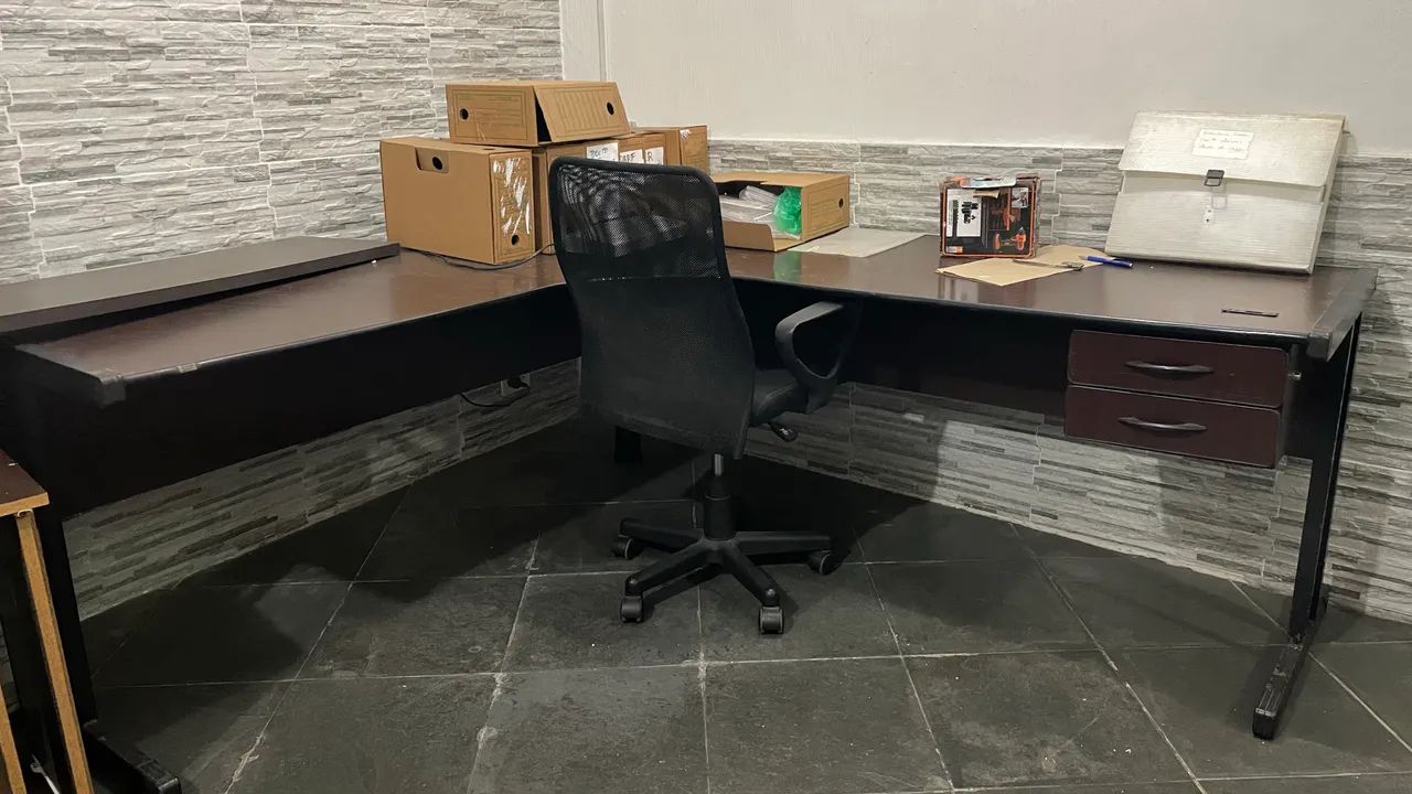 Mesa de Escritório 