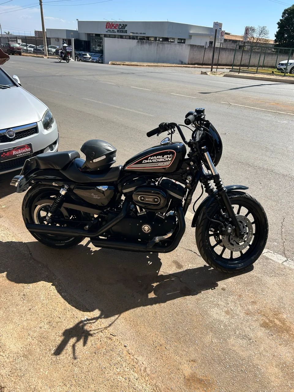 883 R Harley Davidson  - Foto 2