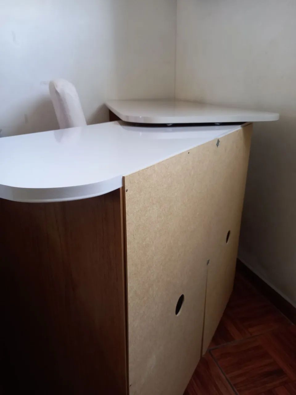 Mesa regulável para estudos e trabalho home office - Foto 4