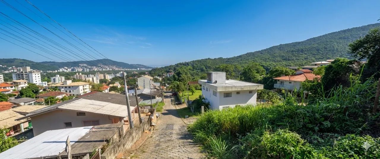 Terreno de 2300m² no Itacorubi - Foto 2