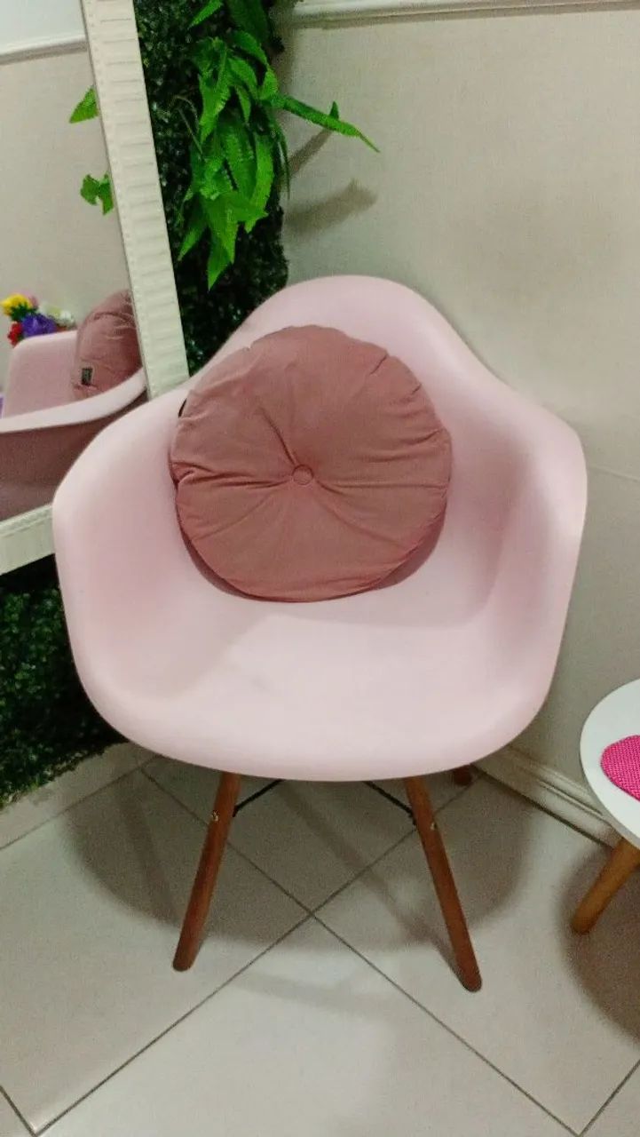 Cadeira Rosa decoração 