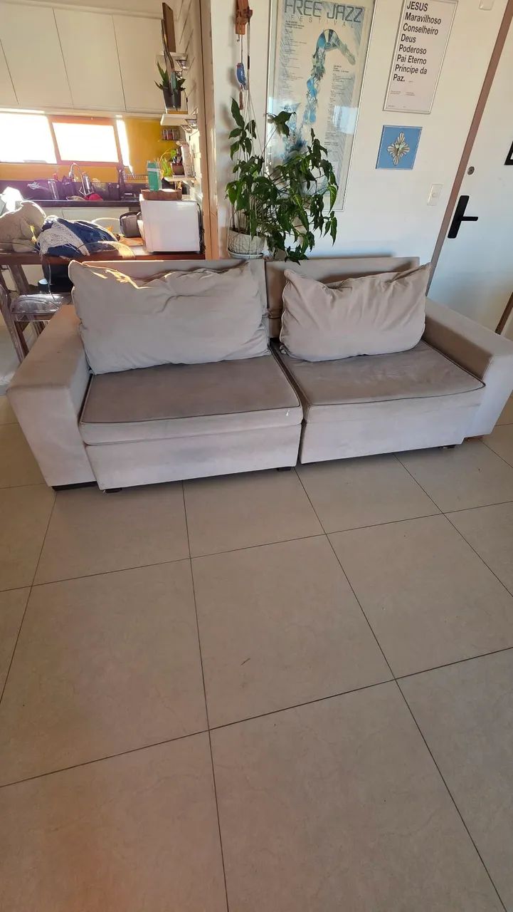 Sofá retrátil p/ 4 lugares 250cm. - Foto 2