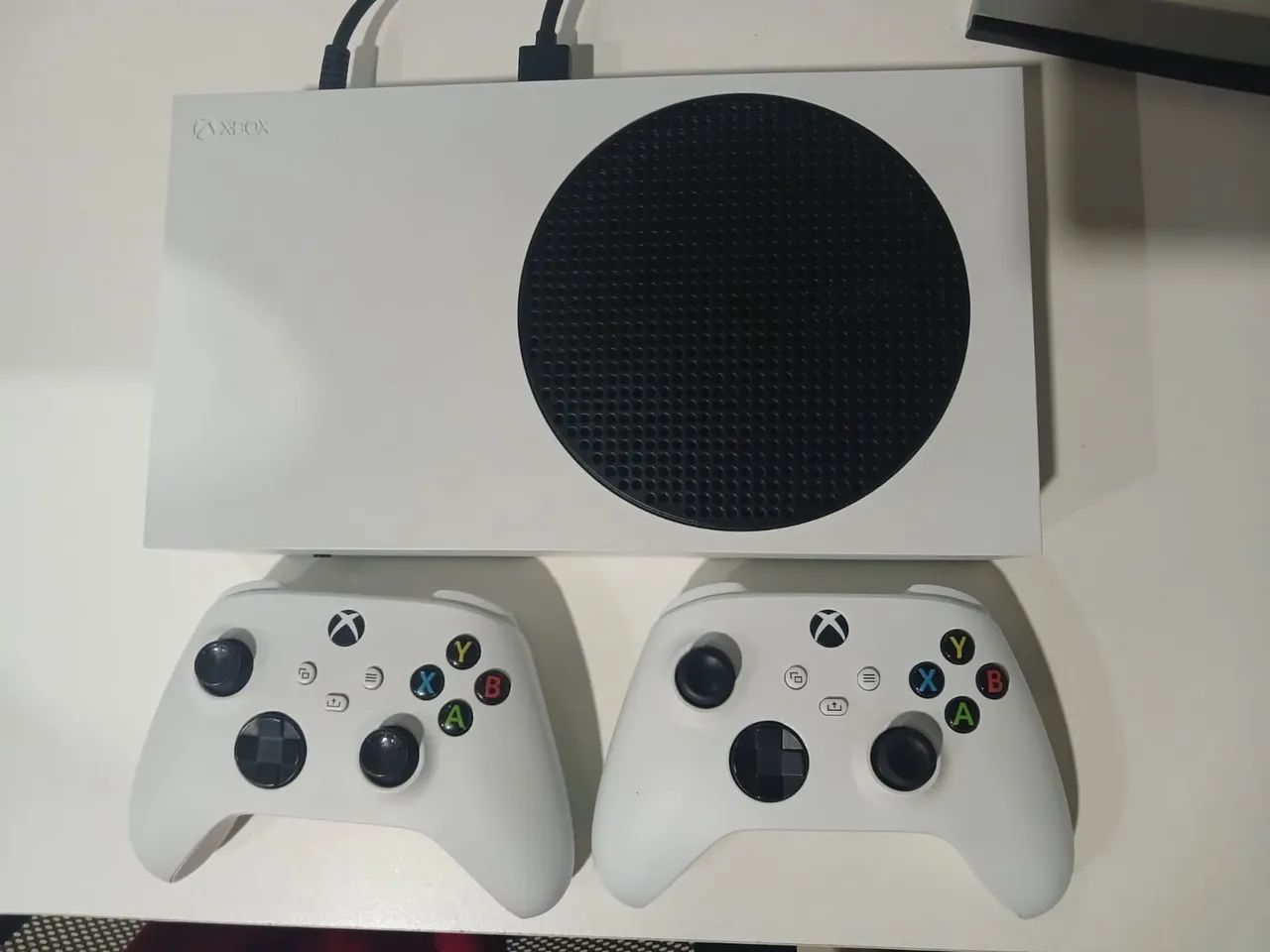 Xbox Series S com 2 Controles - Foto 2