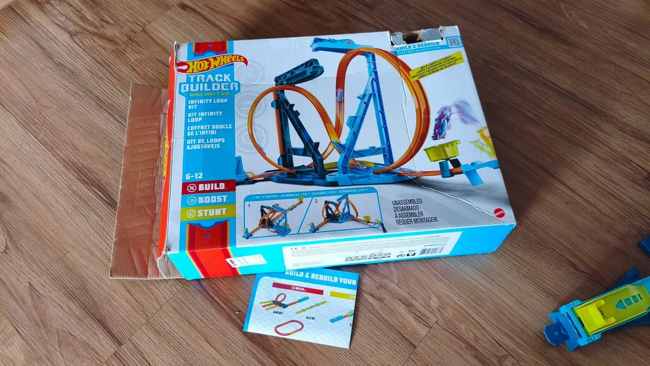 Hot Wheels pista track builder unlimited