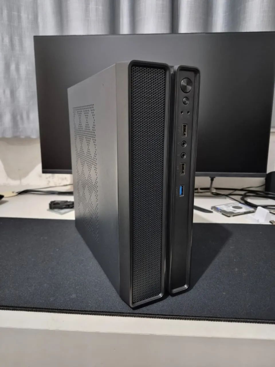 PC Desktop Intel Core i5, 16GB RAM, 256 NVMe
