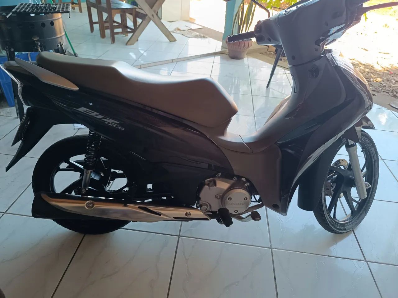 Vende -se uma moto . - Foto 3