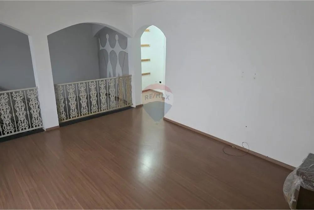 "Casa Comercial no Bosque dos Eucaliptos, 140m²"