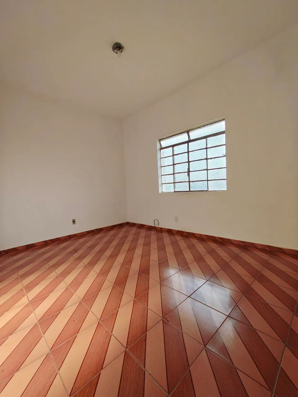 Lote 525m² bairro Belmonte com casa e kitnet  - Foto 4