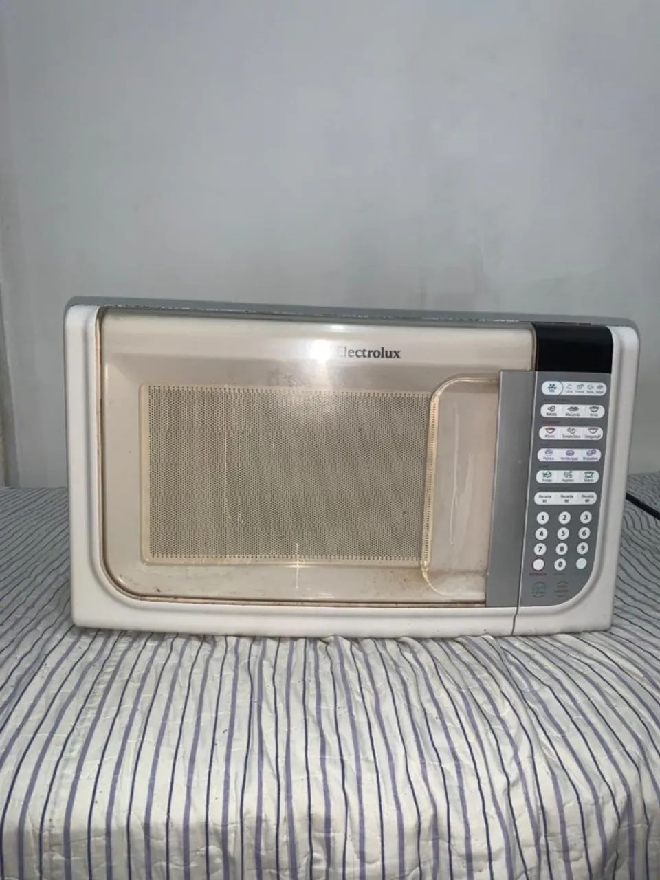 Micro-ondas Electrolux MEF41 - 31 Litros (Excelente Estado de Funcionamento) - Foto 4