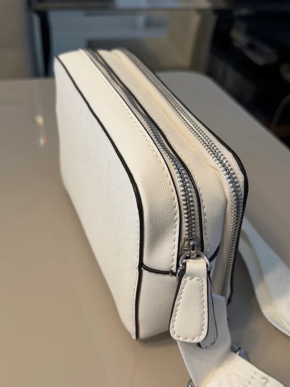 Bolsa Guess tiracolo original - Foto 3