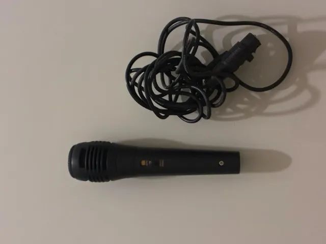 Microfone com Fio (Ótimo para Karaokê e Reuniões) - Foto 3