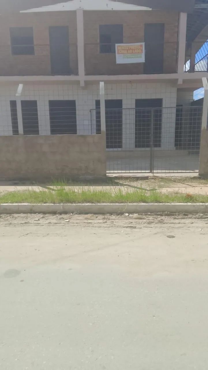 Ponto comercial grande em uma rua principal