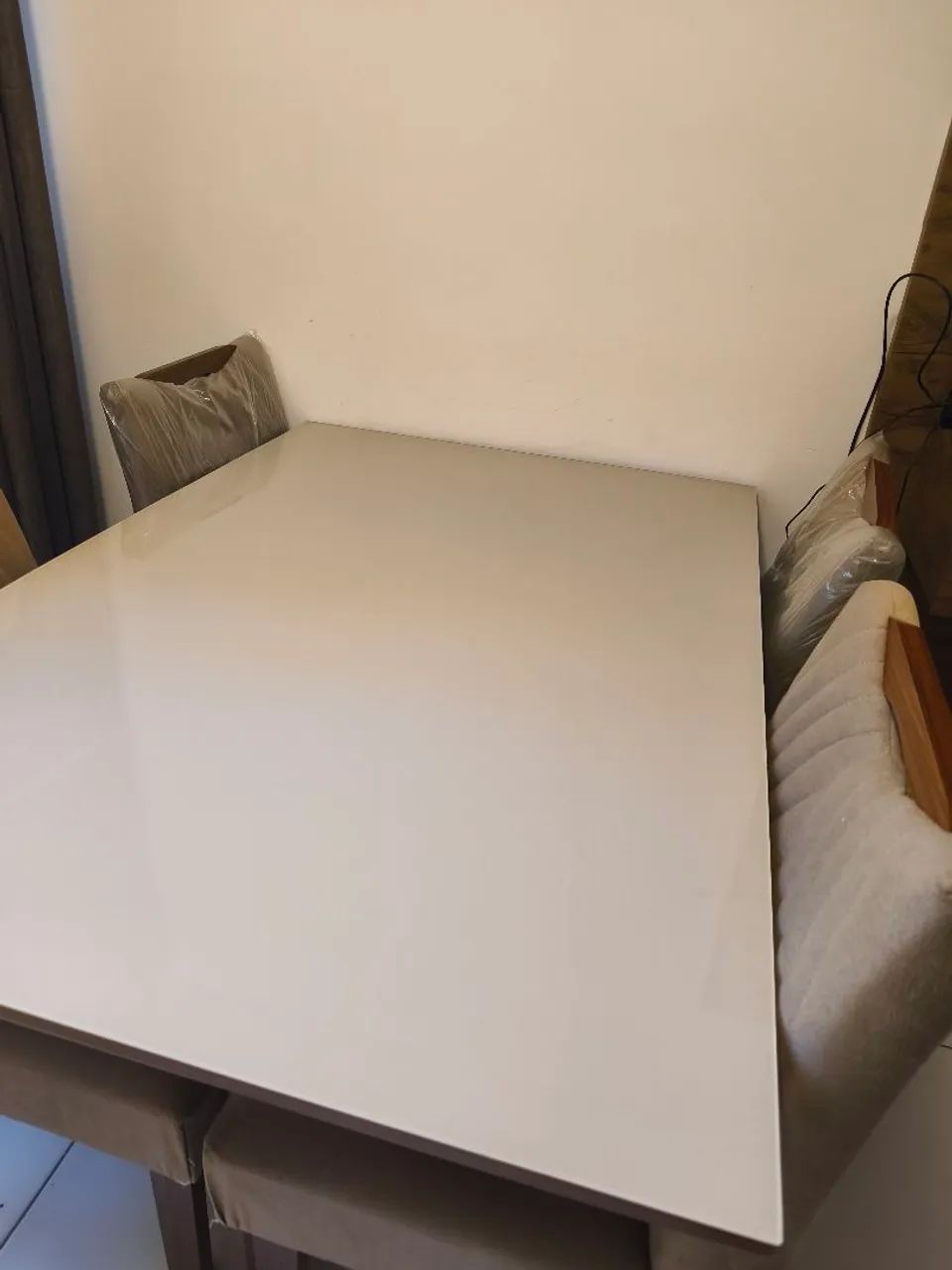 Mesa com 4 cadeiras - Foto 2