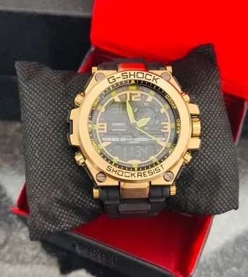 Relógio Casio G Shock (Dourado)