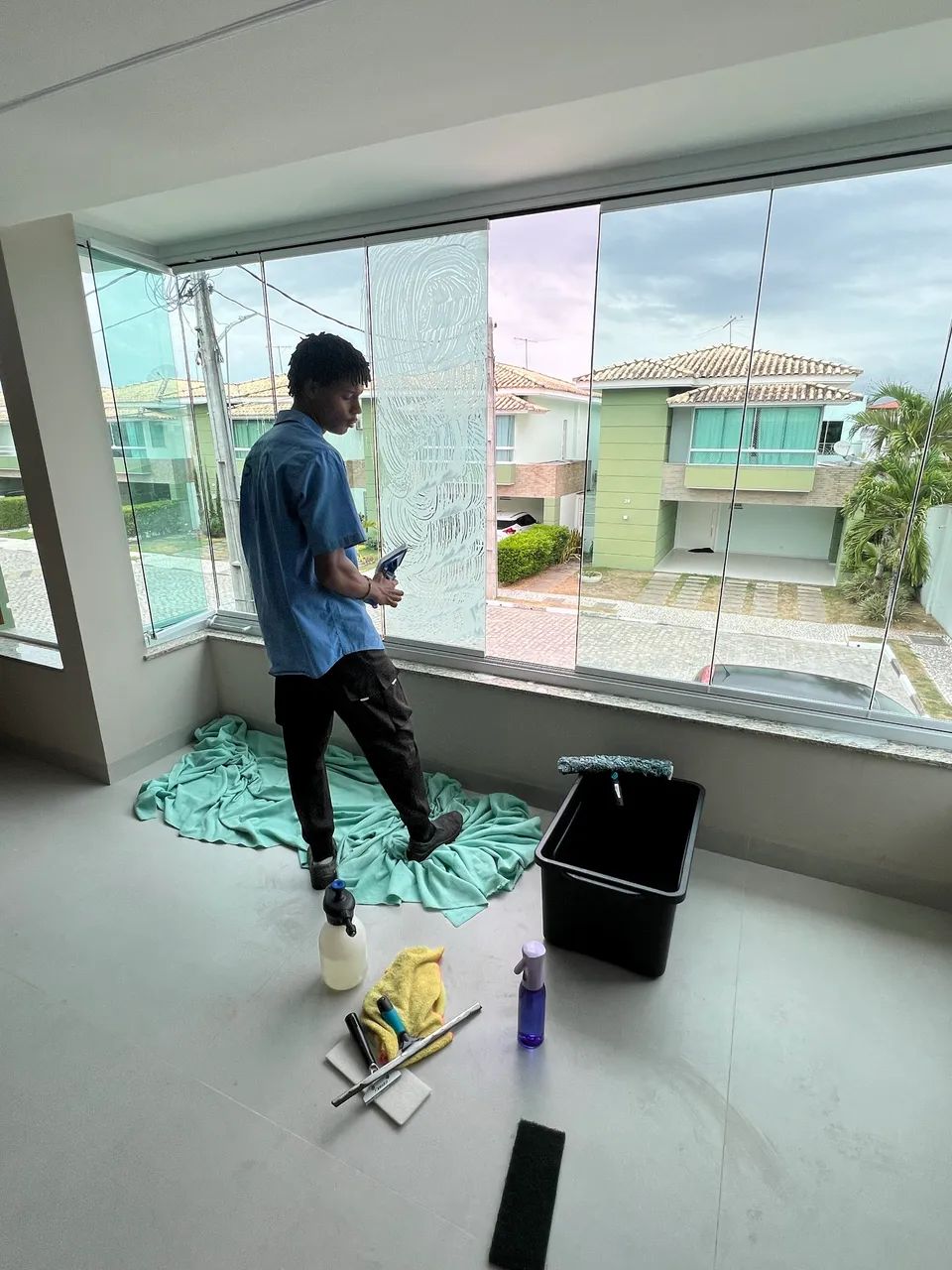 Limpeza de vidros, vitrines e fachadas! - Foto 4