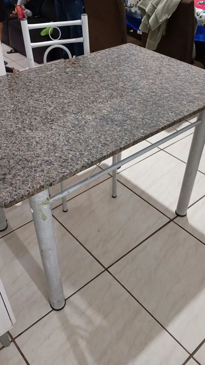 Mesa de pedra 1,20