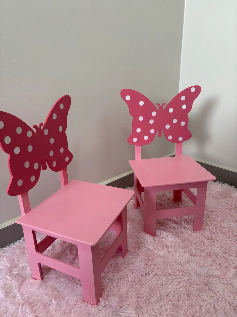Mesinha infantil + 02 bancos borboleta  - Foto 4