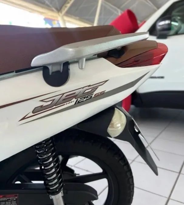 A MOTO DOS SEUS SONHOS, A BRANQUINHA COM MARRON - Foto 4