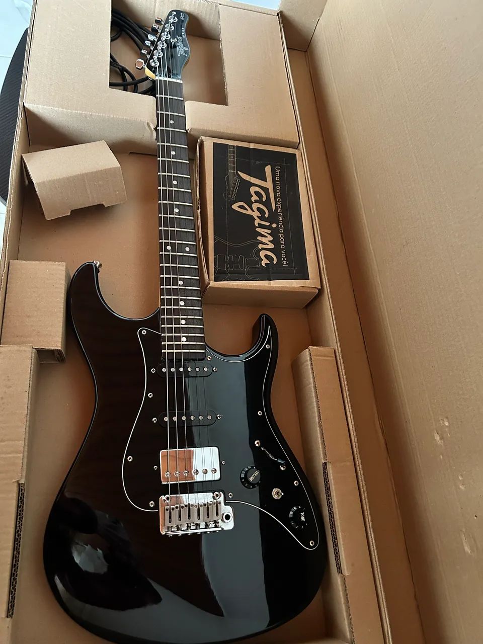 GUITARRA TAGIMA STELLA  Bk - Df/bk