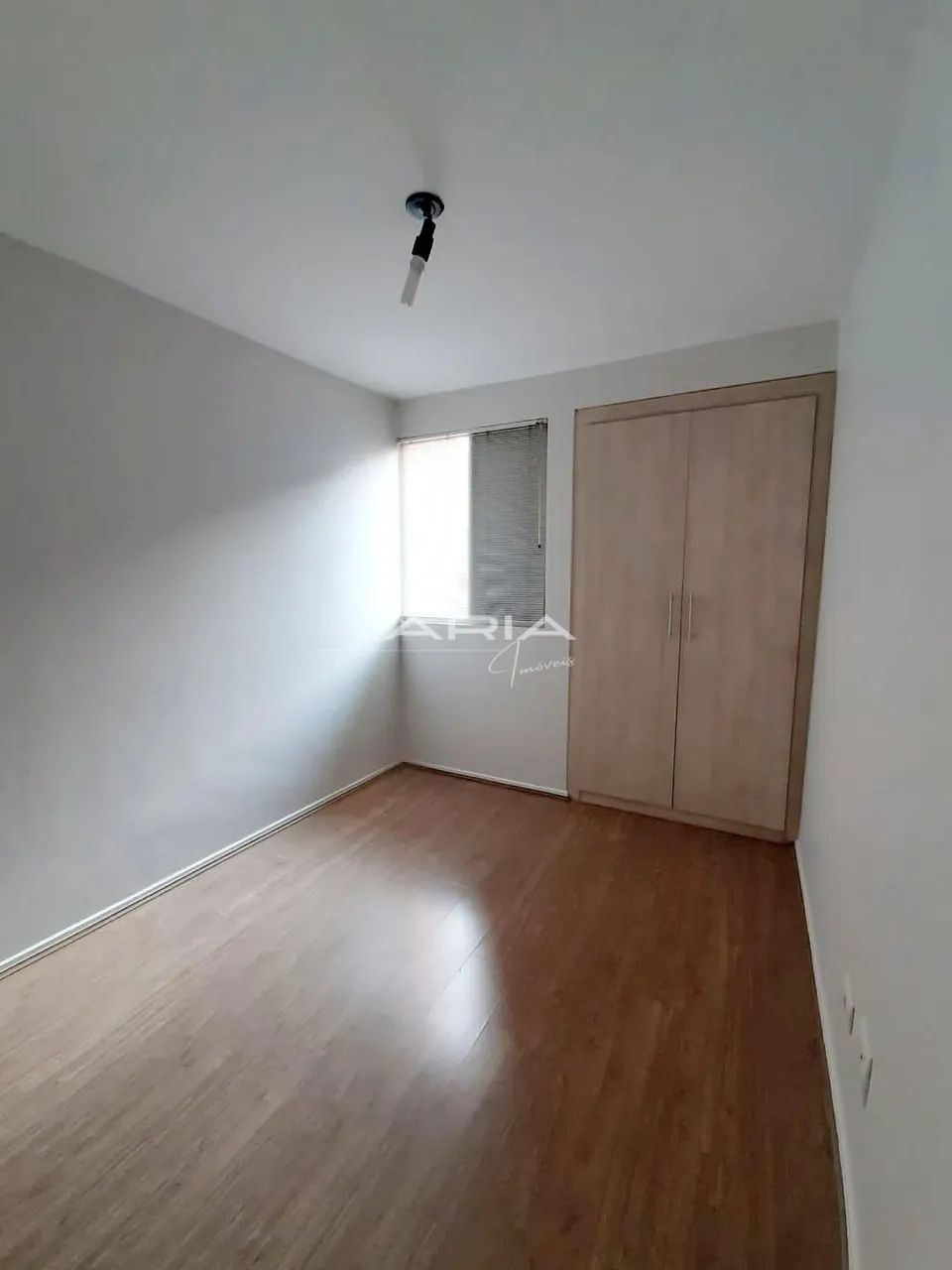 Apartamento à venda no Edifício Columbia, no Centro de Londrina/PR - Foto 3