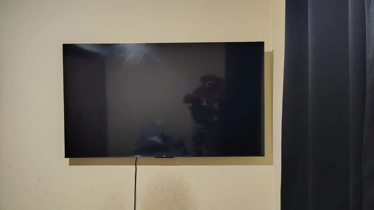 Tv smart 65 4k TLC Android inteligência artificial com comando de voz 