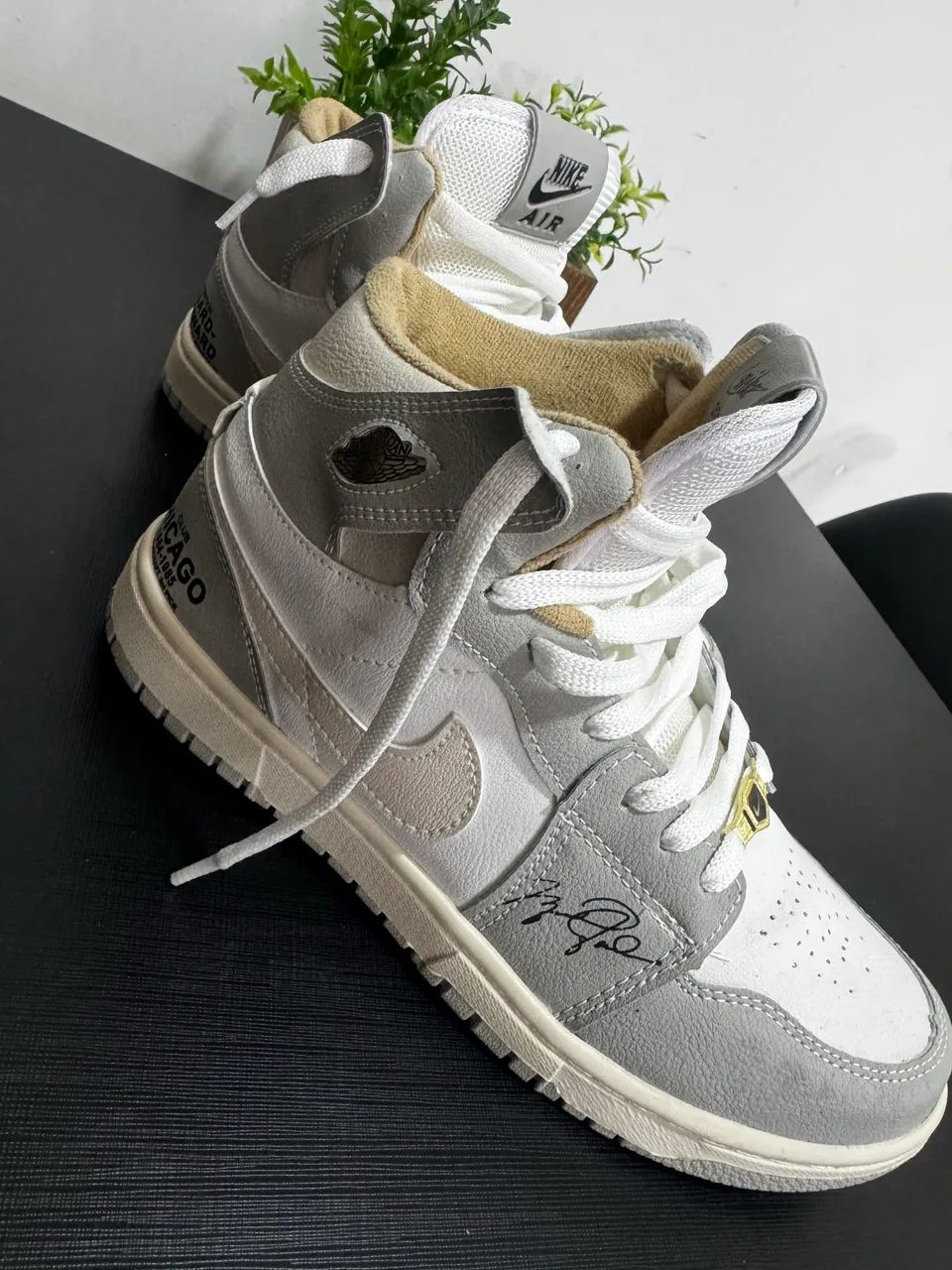 Tênis Nike (branco e cinza)  - Foto 5