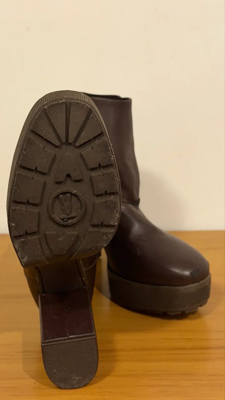Bota vizzano marrom - Foto 5