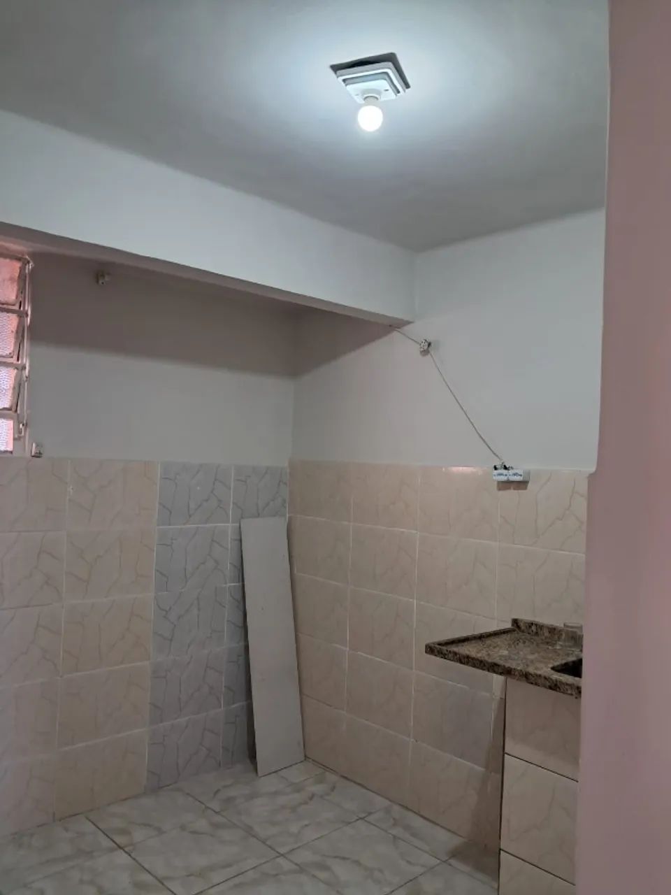 Aluguel Casa ampla 02 quartos - Foto 4
